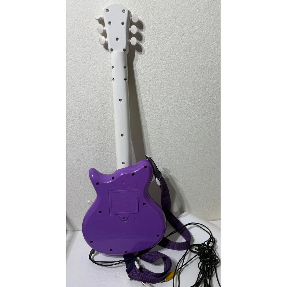 Disney Hannah Montana Secret Star TV Games Guitar Controller Purple 2008 Jakks